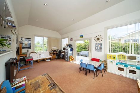 Photo of property in 26 Regan Street, Stratford, 4332