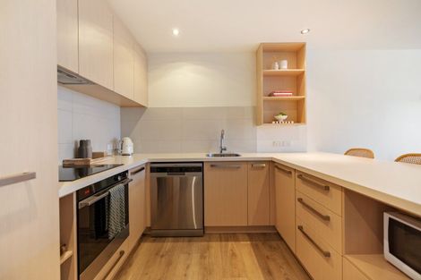 Photo of property in 18 Goldrush Way, Queenstown, 9300