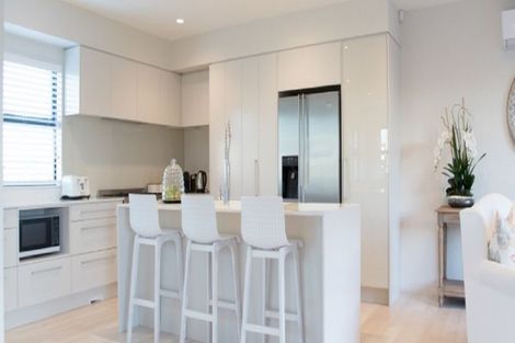 Photo of property in 1 Breton Road, Karaka, Papakura, 2113