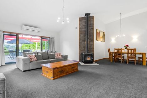 Photo of property in 1/2 Larchwood Grove, Rangatira Park, Taupo, 3330
