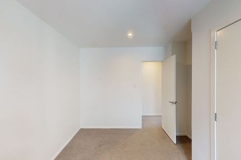 Photo of property in 25f2 Kitchener Terrace, Johnsonville, Wellington, 6037