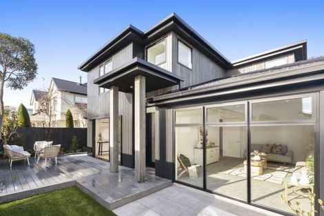 Photo of property in 2/61 Murray Place, St Albans, Christchurch, 8014