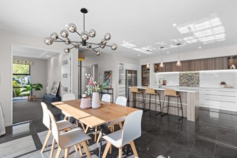 Photo of property in 14 Crown Close, Prebbleton, 7604