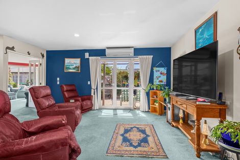 Photo of property in 35 Orchard Drive, Alexandra, 9320