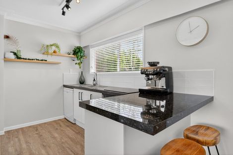 Photo of property in 3/8 Wolsley Avenue, Milford, Auckland, 0620