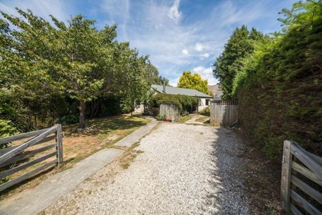 Photo of property in 5 Kowhai Drive, Wanaka, 9305