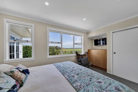 Photo of property in 435 Manawapou Road, Hawera, 4672