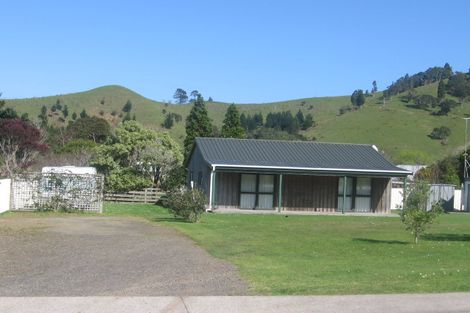 Photo of property in 14 Centennial Drive, Whitianga, 3510