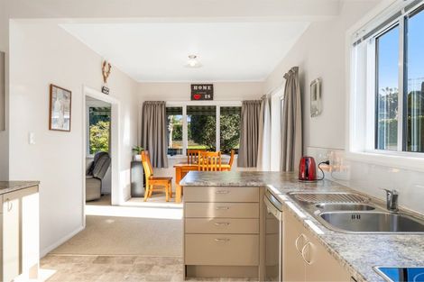 Photo of property in 66 Great North Road, Saint Johns Hill, Whanganui, 4500