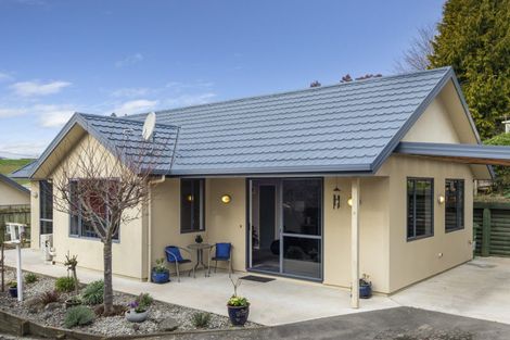 Photo of property in 24b Solway Street, Holmes Hill, Oamaru, 9401