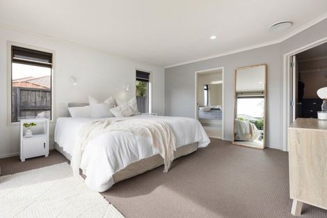 Photo of property in 28 Somerton Drive, Huntington, Hamilton, 3210