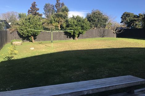 Photo of property in 26 Hewlett Road, Massey, Auckland, 0614