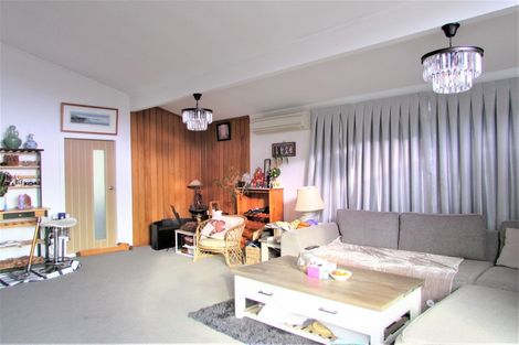 Photo of property in 16 Mission Street, Waterloo, Lower Hutt, 5011