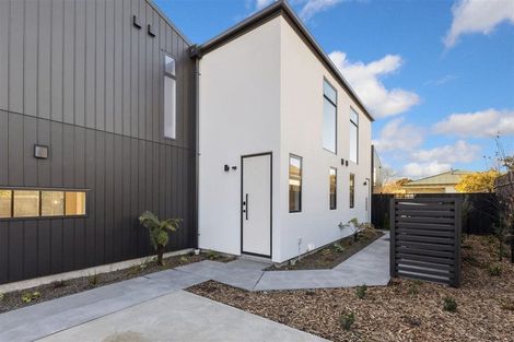 Photo of property in 2/90 Browns Road, St Albans, Christchurch, 8014
