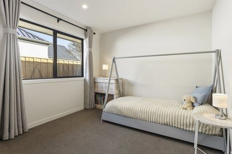 Photo of property in 14 Northmoor Boulevard, Rolleston, 7615