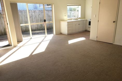 Photo of property in 39 Weldene Avenue, Glenfield, Auckland, 0629