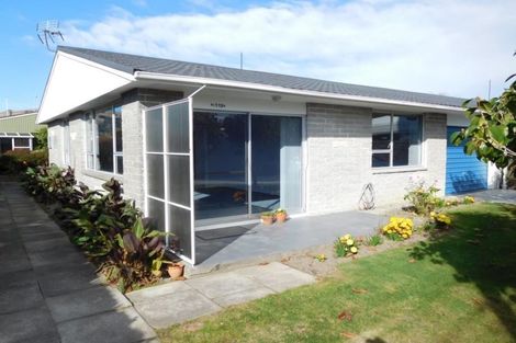 Photo of property in 115a Wilsons Road, Saint Martins, Christchurch, 8022