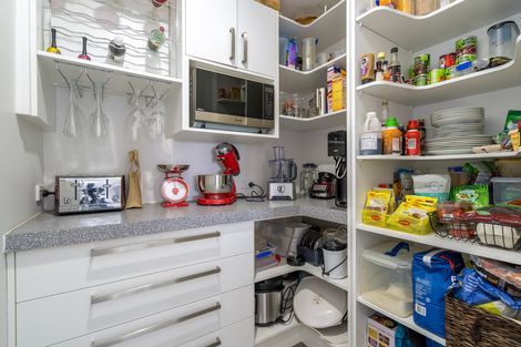 Photo of property in 64 Severn Street, Island Bay, Wellington, 6023