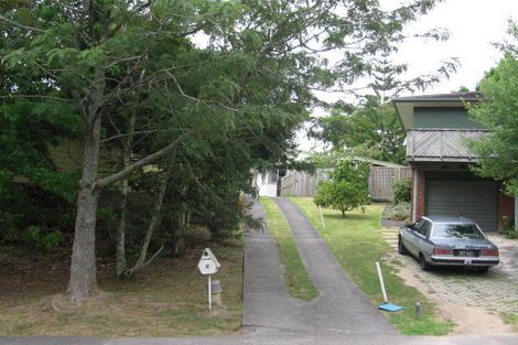 Photo of property in 8 Fairdale Place, Birkdale, Auckland, 0626