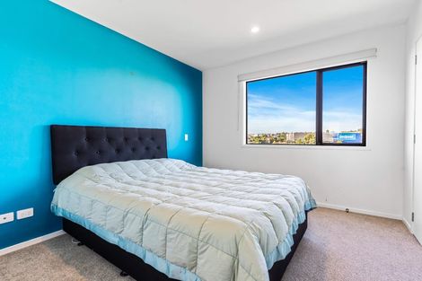 Photo of property in 4/47a Huntington Drive, Huntington Park, Auckland, 2013