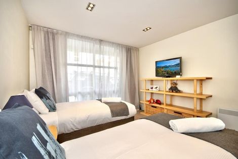 Photo of property in The Beeches Apartments, 7/60 Hallenstein Street, Queenstown, 9300