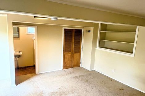 Photo of property in 2 Springfield Terrace, Kelburn, Wellington, 6012