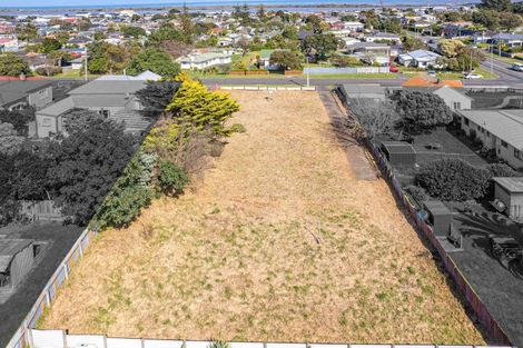 Photo of property in 1a Kowhai Street, Castlecliff, Wanganui, 4501