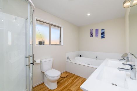 Photo of property in 29 Aroha Street, Pegasus, 7612