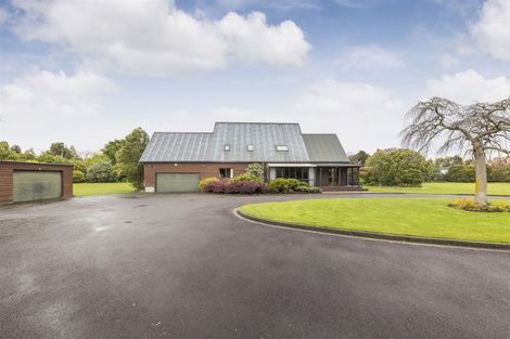 Photo of property in 9 Wanganui Road, Marton, 4710