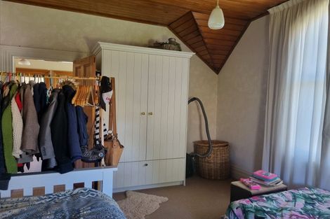 Photo of property in 74 Riverbank Road, Inch Clutha, Kaitangata, 9281