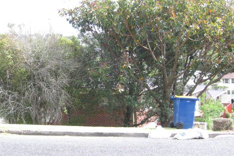 Photo of property in 3/20 Penning Road, Castor Bay, Auckland, 0620