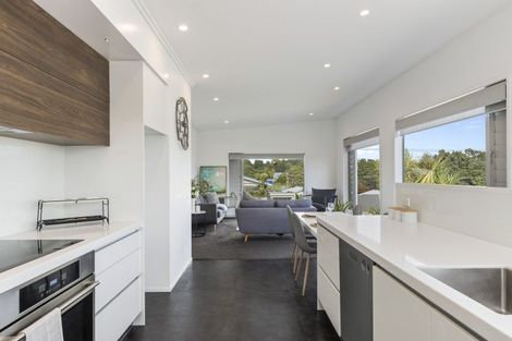 Photo of property in 26 Birdwood Avenue, Moturoa, New Plymouth, 4310