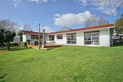 Photo of property in 8 Dowman Place, Te Puke, 3119