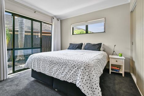 Photo of property in 11a Logan Place, Waiuku, 2123