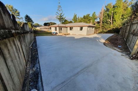 Photo of property in 575 Swanson Road, Ranui, Auckland, 0612