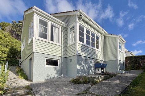Photo of property in 14 Warwick Street, Wilton, Wellington, 6012