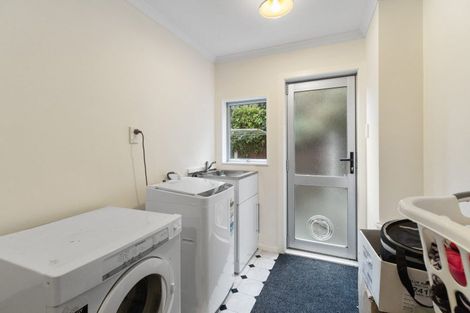 Photo of property in 19 Mamaku Street, Paraparaumu, 5032