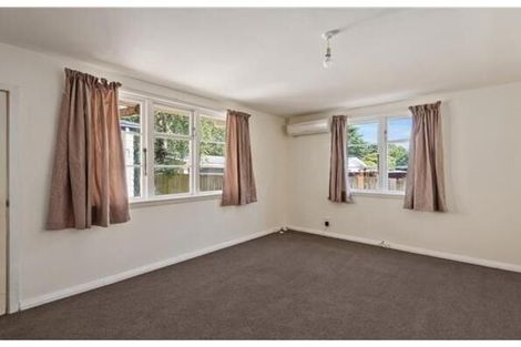 Photo of property in 34 Roche Avenue, Upper Riccarton, Christchurch, 8041