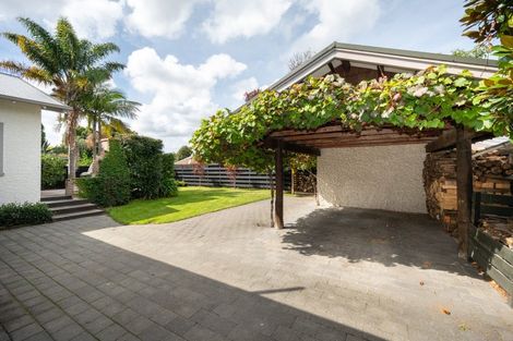 Photo of property in 210 Davis Street, Saint Leonards, Hastings, 4120