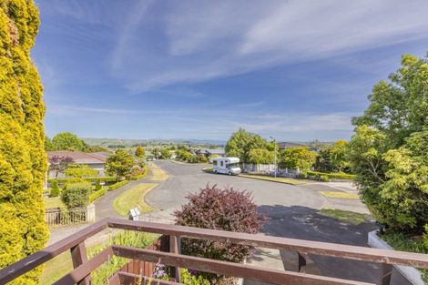 Photo of property in 11 Mount View Place, Waipukurau, 4200