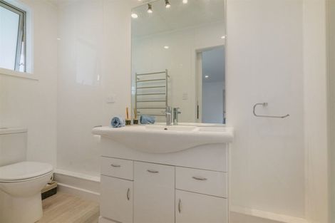 Photo of property in 199 Buffalo Beach Sh25 Road, Whitianga, 3592