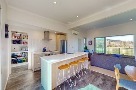 Photo of property in 72 Neavesville Road, Puriri, Thames, 3578