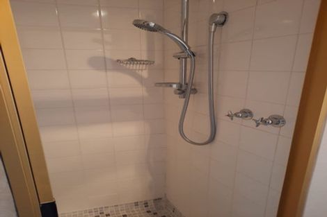 Photo of property in 122 Effingham Street, North New Brighton, Christchurch, 8083