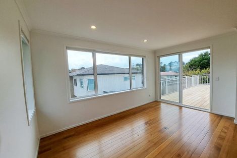 Photo of property in 37 Merriefield Avenue, Forrest Hill, Auckland, 0620