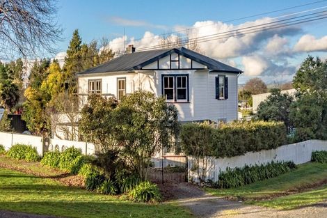 Photo of property in 2 Miller Street, Otane, 4202