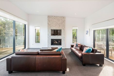 Photo of property in 25 Imperial Place, Flat Bush, Auckland, 2019