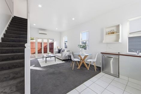Photo of property in 9b Crohane Place, Addington, Christchurch, 8024