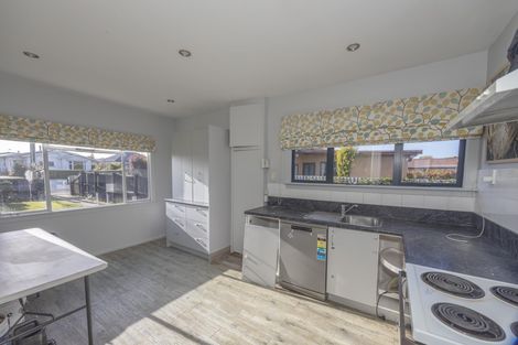 Photo of property in 3 Sandringham Street, Oamaru North, Oamaru, 9400