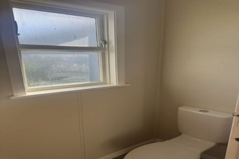 Photo of property in 82-84 Leicester Street, Cannons Creek, Porirua, 5024