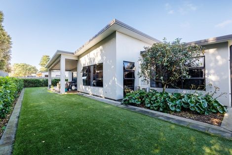 Photo of property in 25 Nadine Stanton Drive, Bell Block, New Plymouth, 4312